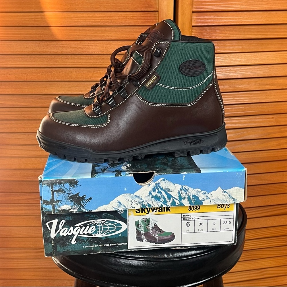 Y2k Vasque Forest Green and Dark Brown Hiking Boots - Picture 8 of 8